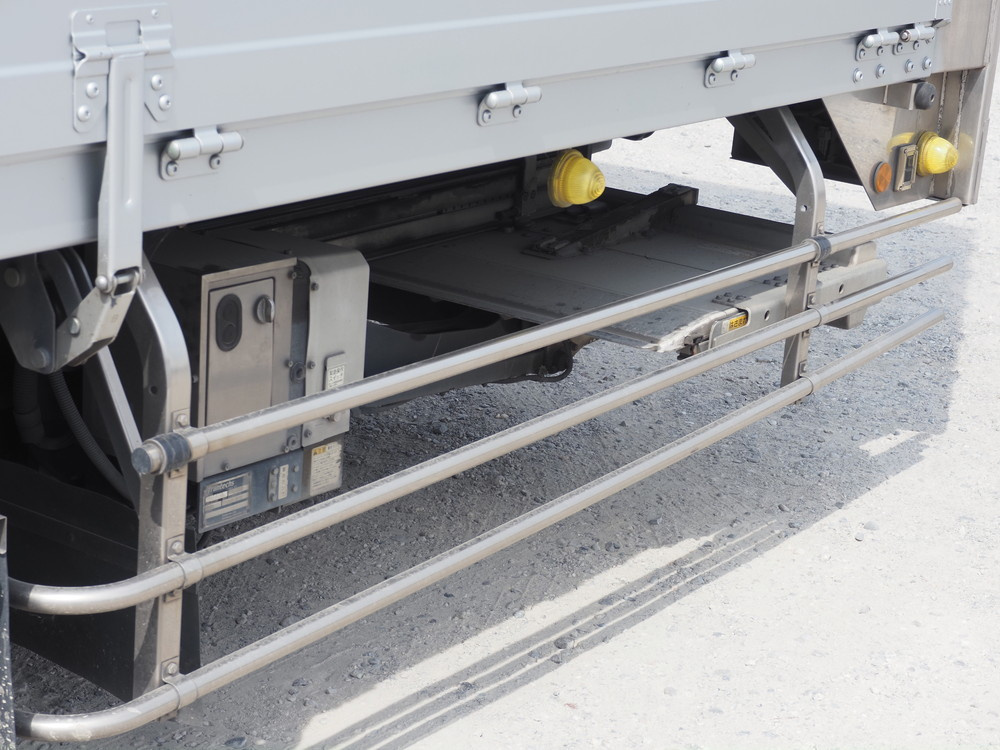 三菱ふそう スーパーグレート ウイング車 大型 QPG-FS65VZ 年式 H28[写真18]