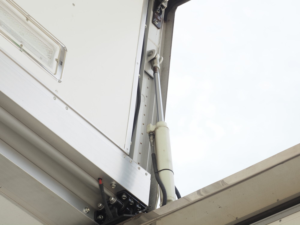 三菱ふそう スーパーグレート ウイング車 大型 QPG-FS65VZ 年式 H28[写真21]