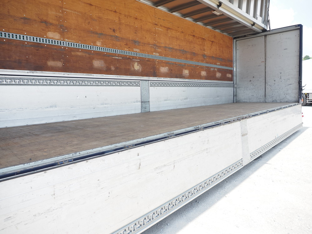 日野 プロフィア ウイング車 大型 BDG-FW1EXYG 年式 H20[写真19]