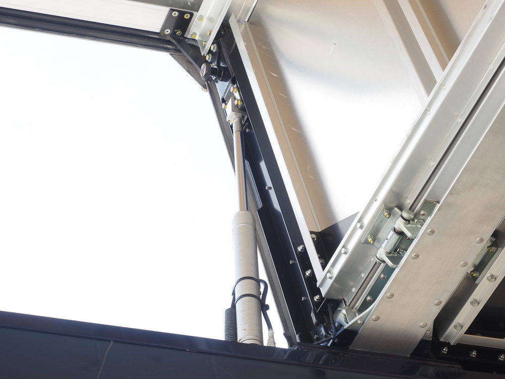 いすゞ  ウイング車 大型 2PG-CYJ77C 年式 R1[写真14]