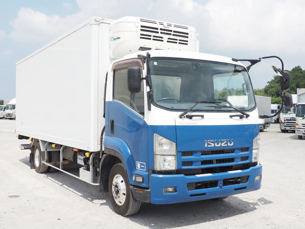 いすゞ フォワード 冷凍バン 中型 TKG-FRR90S2 年式 H26[写真04]