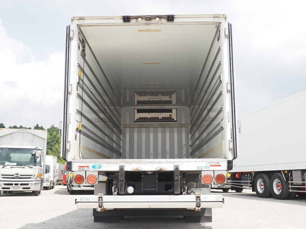 いすゞ フォワード 冷凍バン 中型 TKG-FRR90S2 年式 H26[写真13]