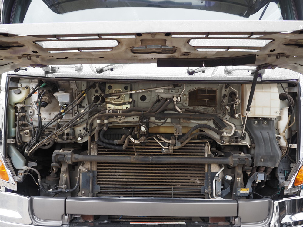 日野 プロフィア トラクタ 大型 QPG-SH1EDDG 年式 H30[写真18]