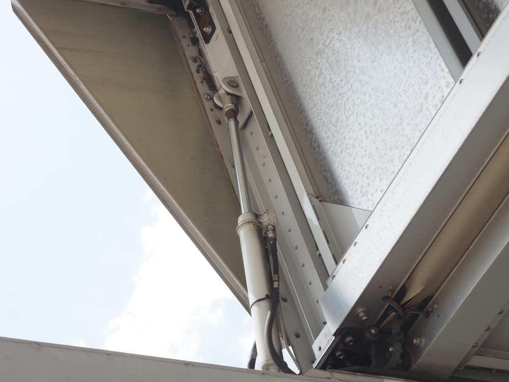 日野 レンジャープロ ウイング車 中型 BKG-FD7JLYG 年式 H22[写真16]