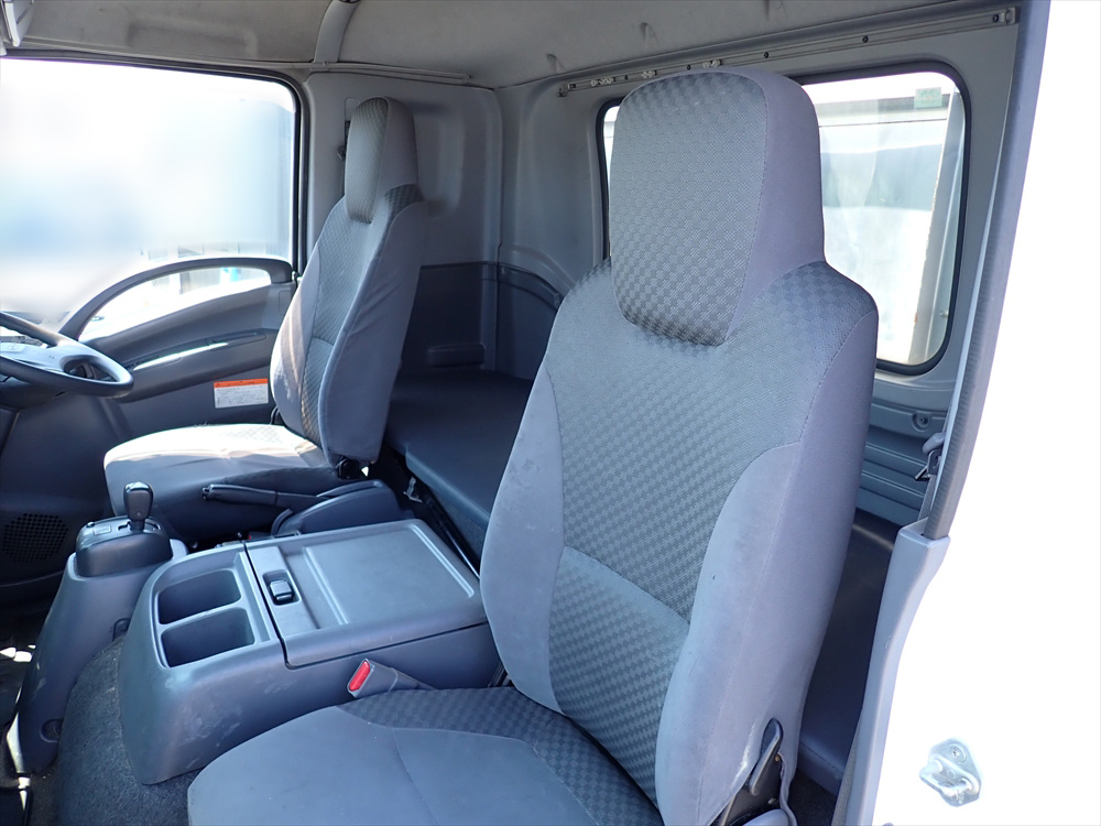 いすゞ フォワード 平ボディ 中型 TKG-FRR90S2 年式 H28[写真18]