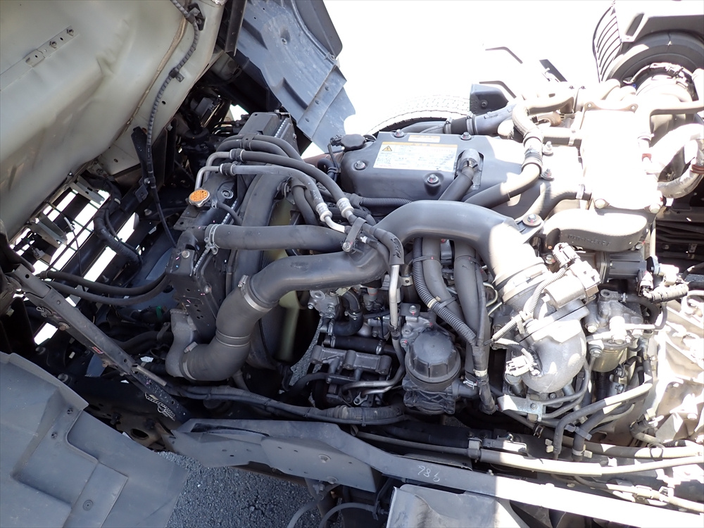 いすゞ フォワード 平ボディ 中型 TKG-FRR90S2 年式 H28[写真20]