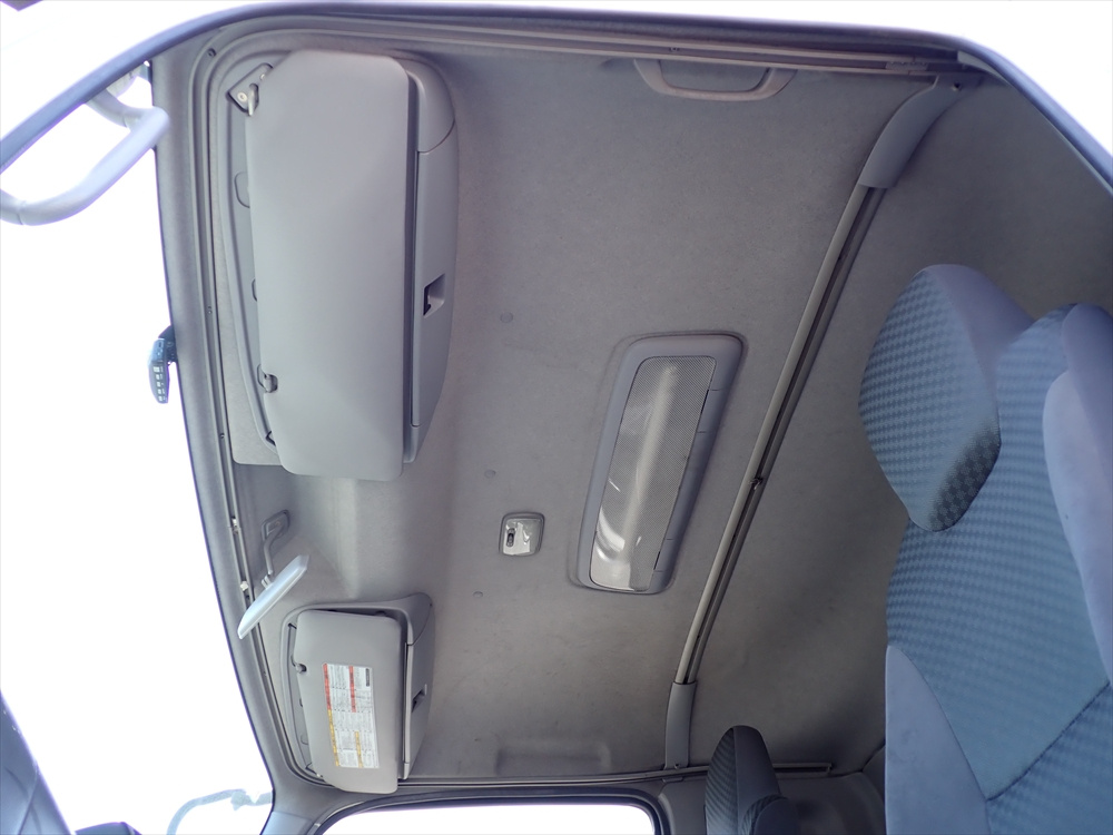 いすゞ フォワード 平ボディ 中型 TKG-FRR90S2 年式 H28[写真16]