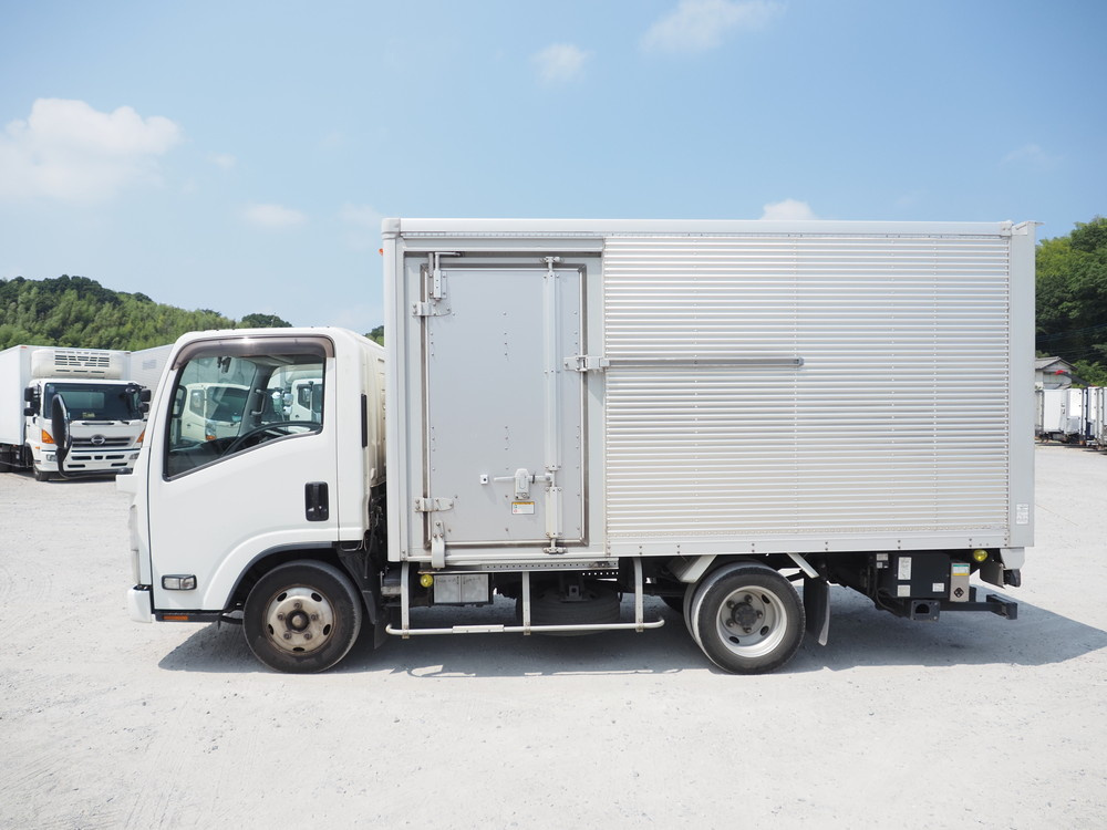 いすゞ エルフ バン車 小型 TRG-NMR85N 年式 H30[写真10]