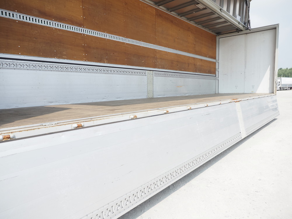 三菱ふそう スーパーグレート ウイング車 大型 QPG-FS64VZ 年式 H29[写真19]