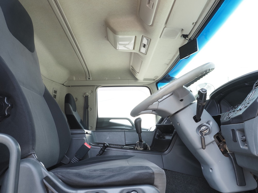 三菱ふそう スーパーグレート ウイング車 大型 QPG-FS64VZ 年式 H29[写真28]