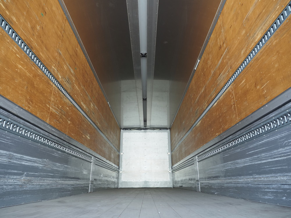 日野 プロフィア ウイング車 大型 2DG-FW1AHG 年式 R1[写真25]