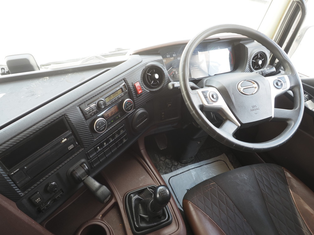 日野 プロフィア ウイング車 大型 2DG-FW1AHG 年式 R1[写真31]