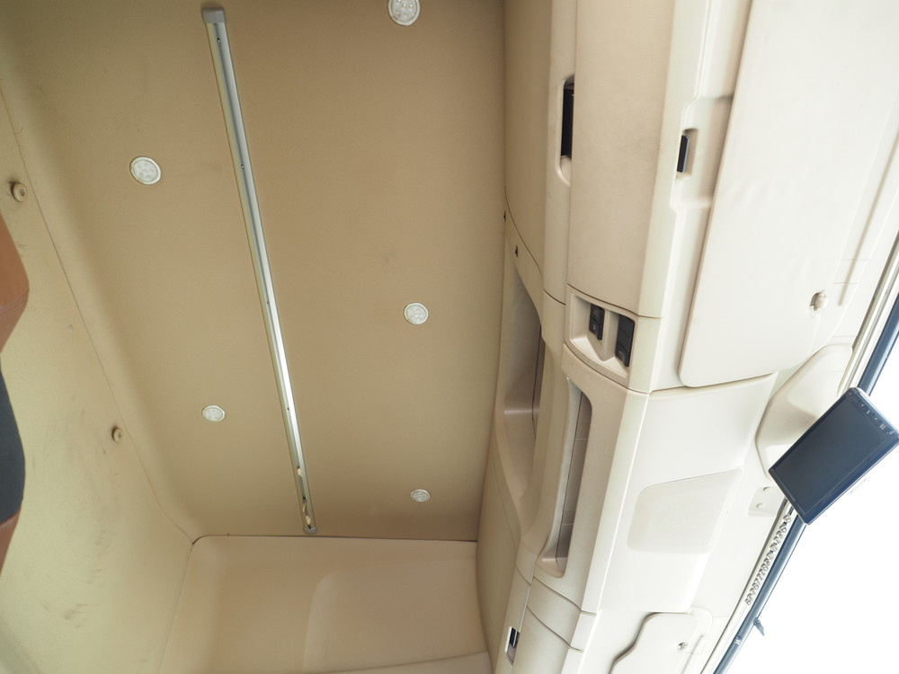 日野 プロフィア ウイング車 大型 2DG-FW1AHG 年式 R1[写真36]