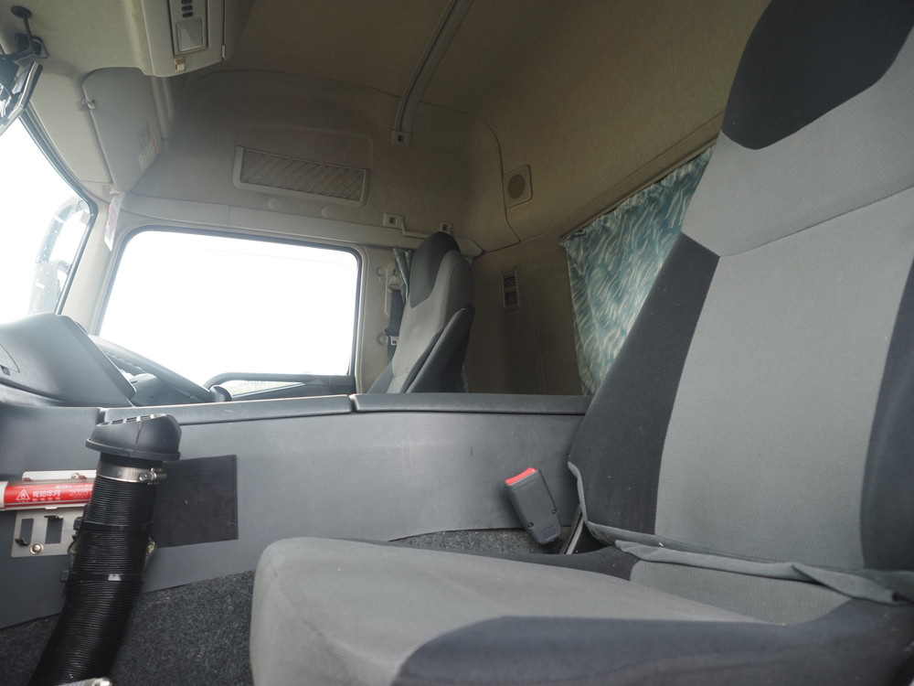 三菱ふそう スーパーグレート ウイング車 大型 QPG-FS64VZ 年式 H28[写真31]