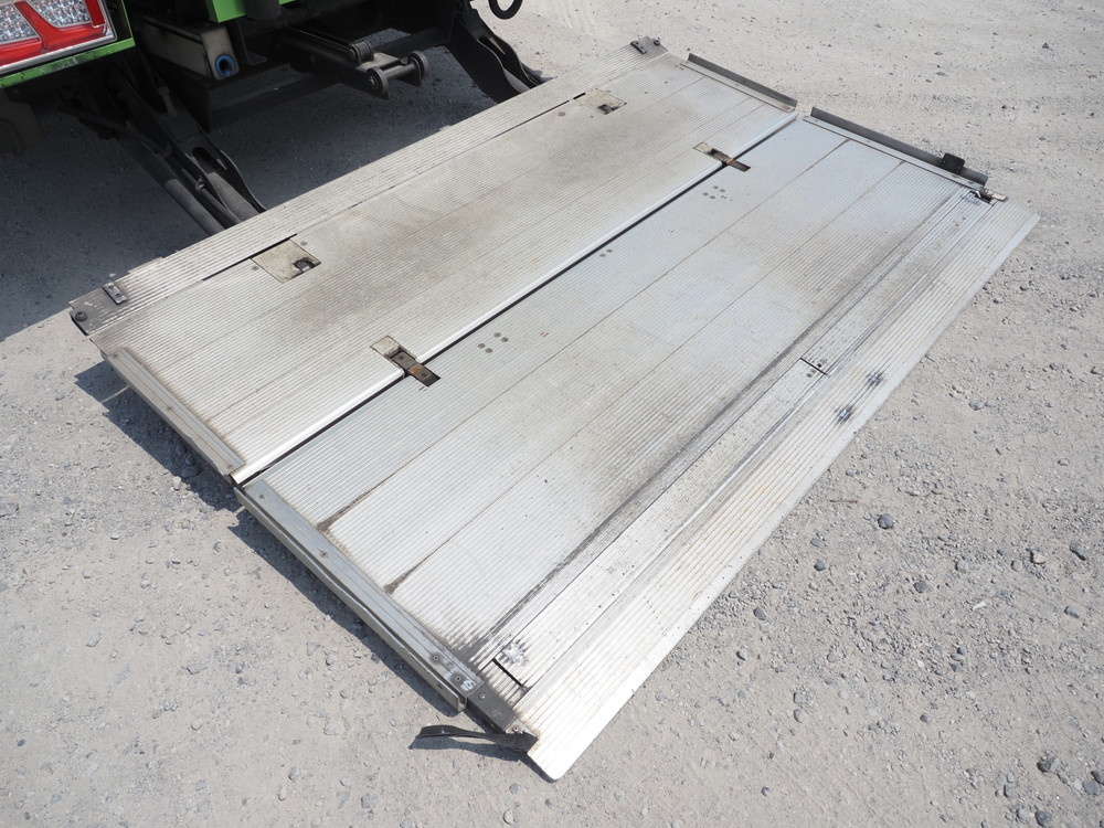 いすゞ フォワード ウイング車 中型 2RG-FRR90T2 年式 R2[写真28]