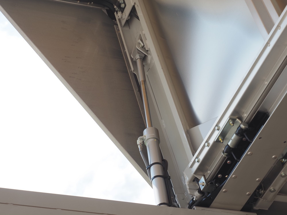 いすゞ フォワード ウイング車 中型 2RG-FRR90T2 年式 R2[写真17]