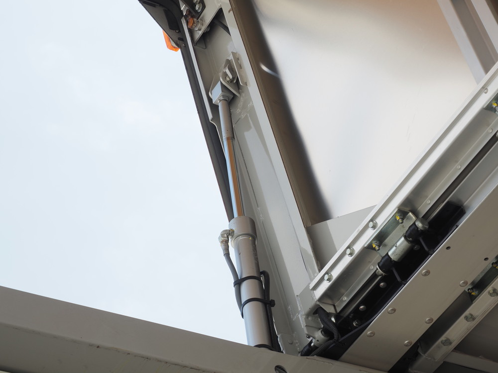 いすゞ フォワード ウイング車 中型 2RG-FRR90T2 年式 R2[写真12]