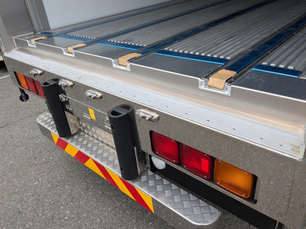 三菱ふそう スーパーグレート 冷凍ウイング 大型 2PG-FS74HZ 年式 R6[写真15]