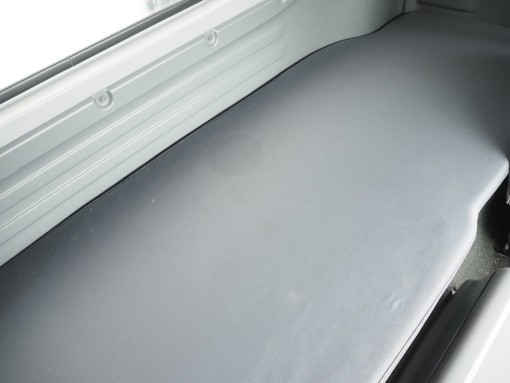 いすゞ フォワード 冷凍バン 中型 TKG-FRR90T2 年式 H28[写真33]