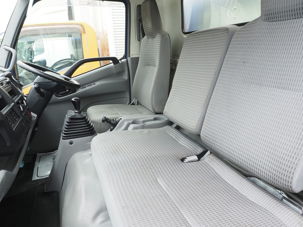 日野 デュトロ バン車 小型 TKG-XZU710M 年式 H29[写真25]