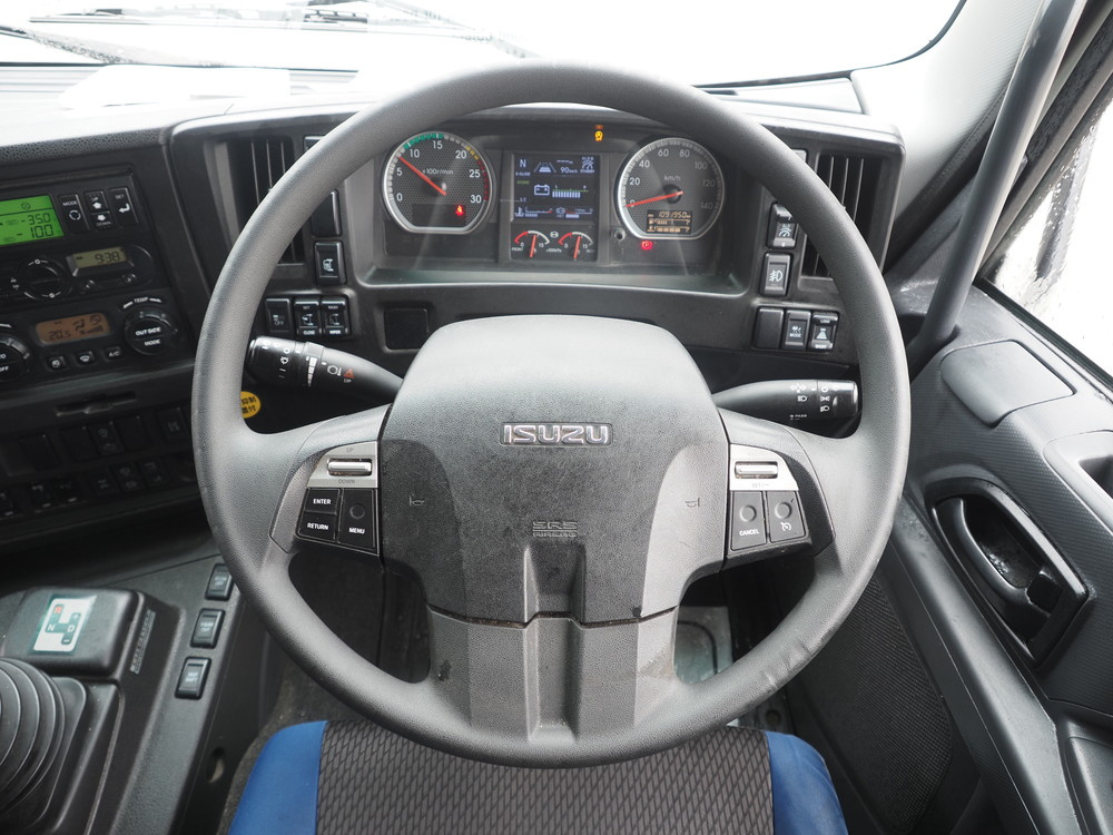 いすゞ ギガ 冷凍バン 大型 QPG-CYL77B 年式 H28[写真26]