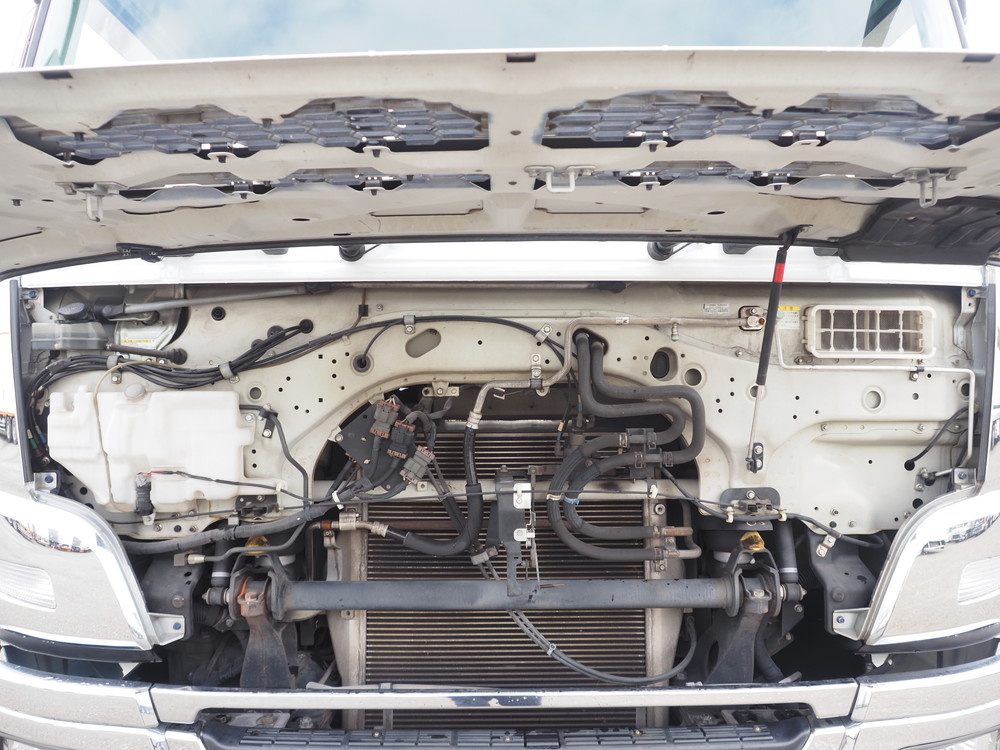 三菱ふそう スーパーグレート トラクタ 大型 QPG-FP64VDR 年式 H27[写真35]