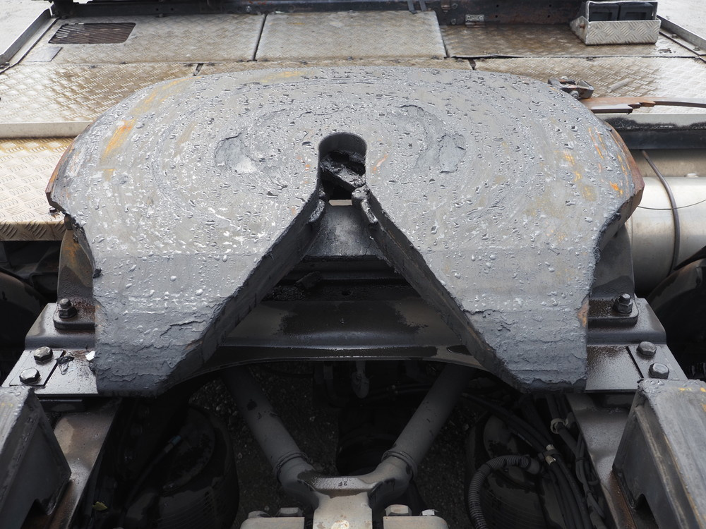 三菱ふそう スーパーグレート トラクタ 大型 QPG-FP64VDR 年式 H27[写真13]