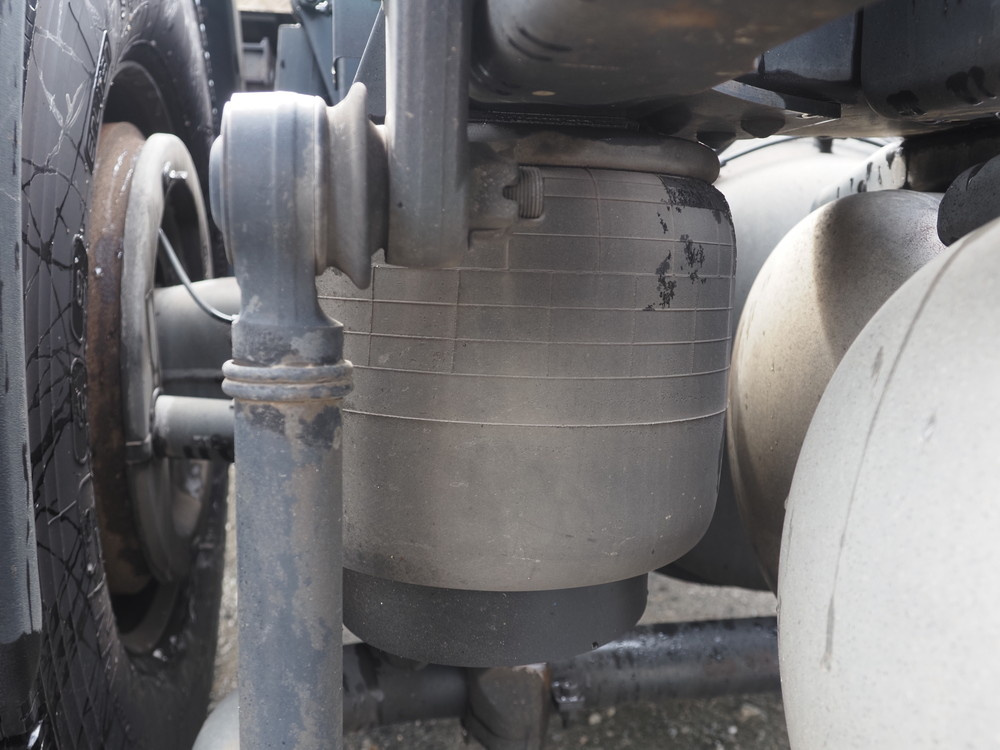 三菱ふそう スーパーグレート トラクタ 大型 QPG-FP64VDR 年式 H27[写真30]