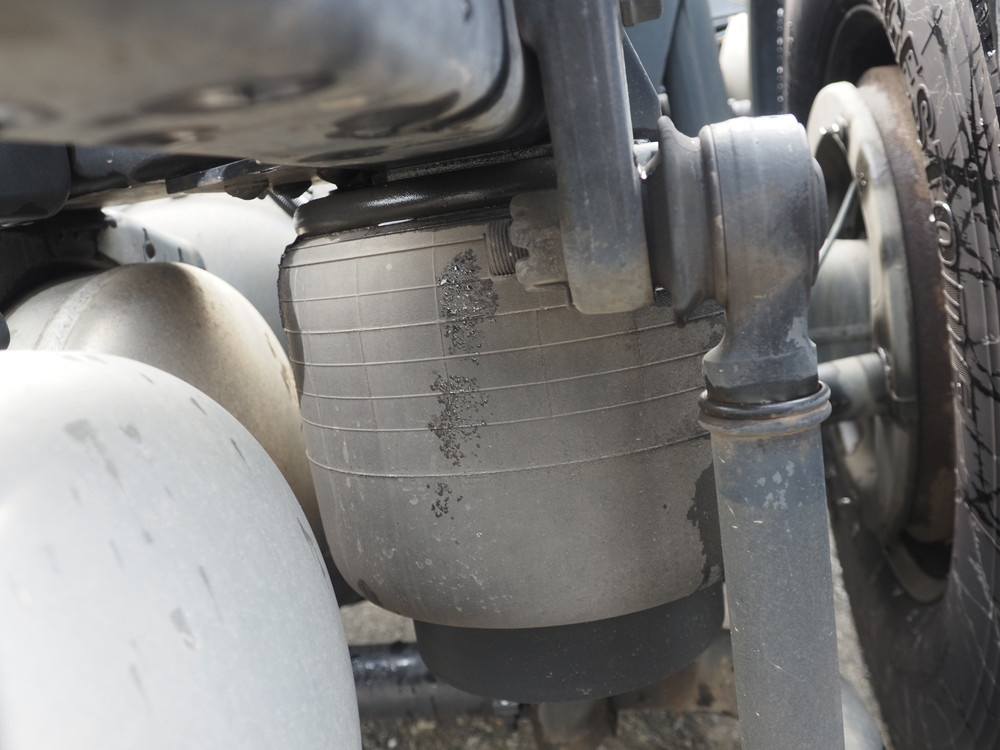 三菱ふそう スーパーグレート トラクタ 大型 QPG-FP64VDR 年式 H27[写真29]