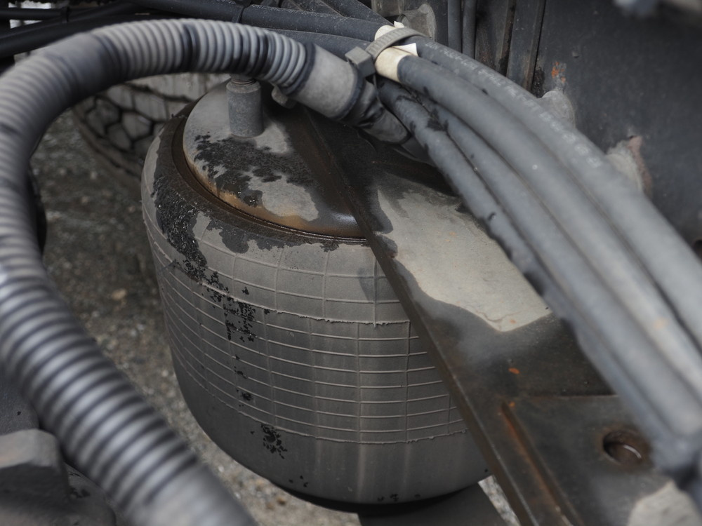 三菱ふそう スーパーグレート トラクタ 大型 QPG-FP64VDR 年式 H27[写真31]