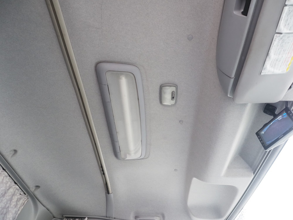 いすゞ フォワード 冷凍ウイング 中型 TKG-FRR90T2 年式 H26[写真43]