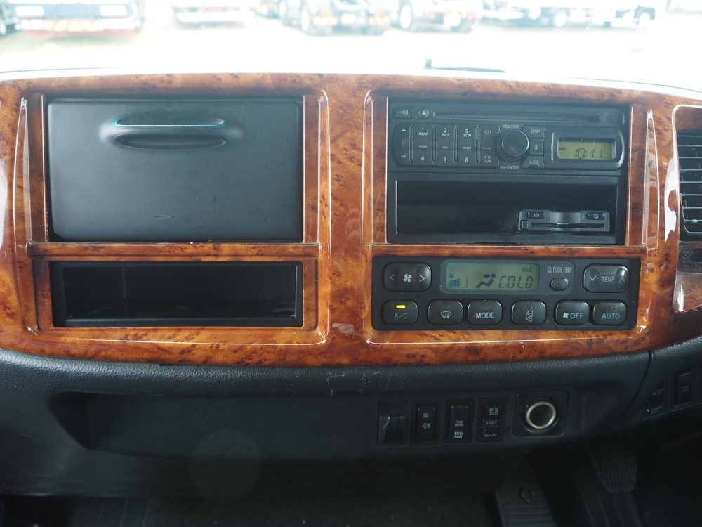 日野 レンジャープロ 平ボディ 中型 TKG-FD7JLAA 年式 H28[写真26]