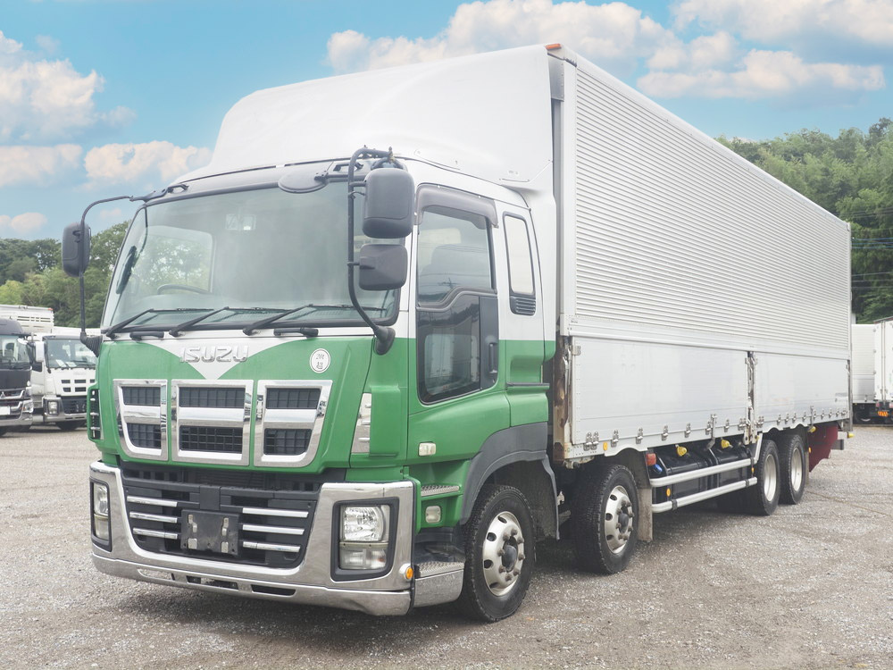 いすゞ ギガ ウイング車 大型 QKG-CYJ77A 年式 H27[写真01]