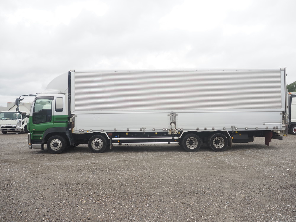 いすゞ ギガ ウイング車 大型 QKG-CYJ77A 年式 H27[写真09]