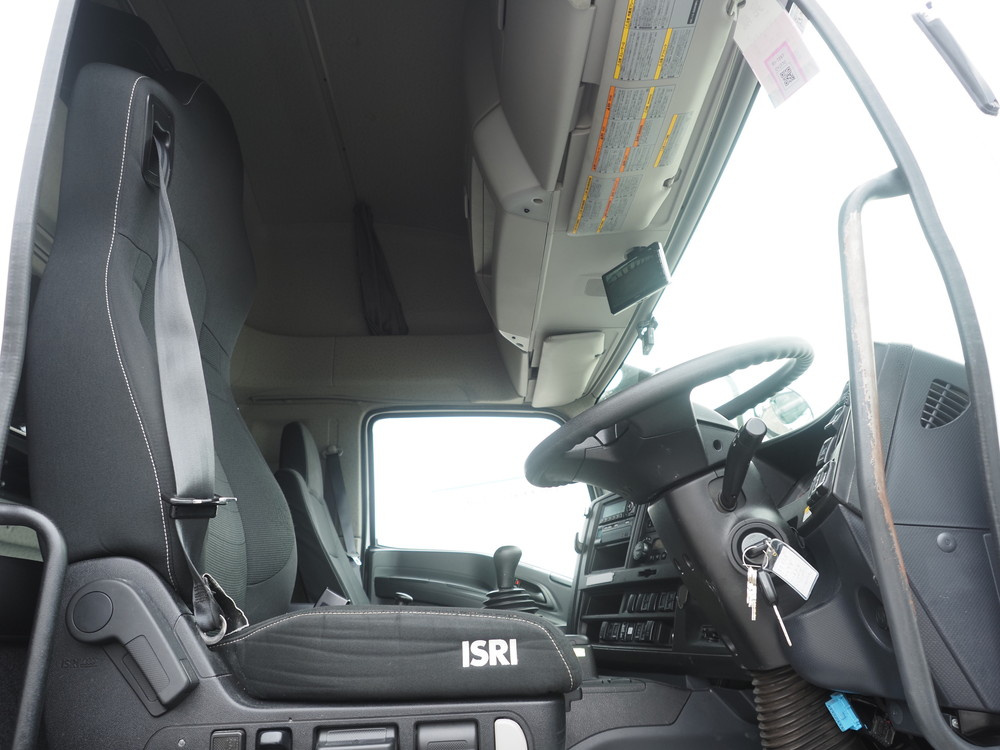いすゞ ギガ ウイング車 大型 2PG-CYJ77C 年式 R3[写真32]