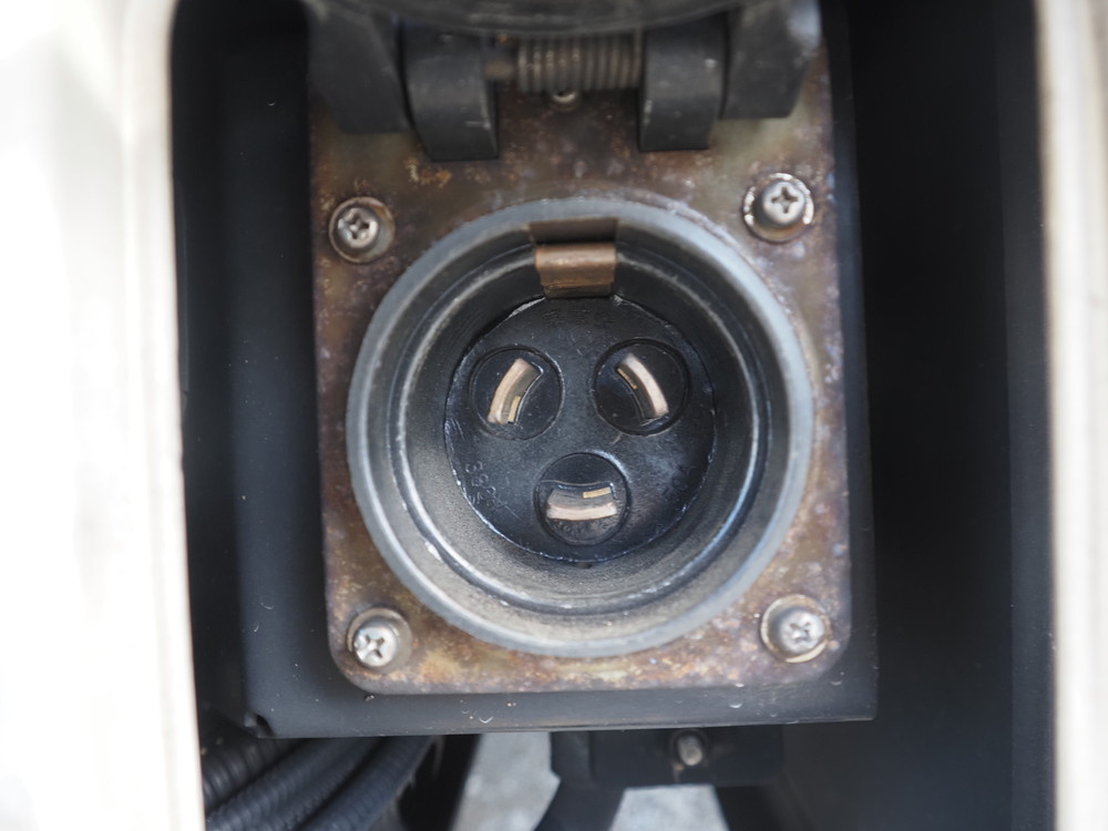 日野 プロフィア 冷凍バン 大型 2DG-FW1AHJ 年式 H30[写真11]