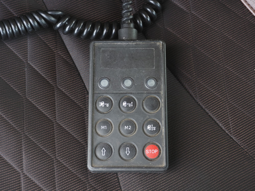 日野 プロフィア 冷凍バン 大型 2DG-FW1AHJ 年式 H30[写真26]