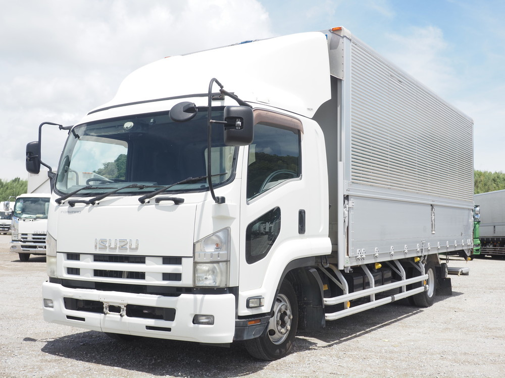 いすゞ フォワード ウイング車 中型 TKG-FRR90S2 年式 H26[写真01]
