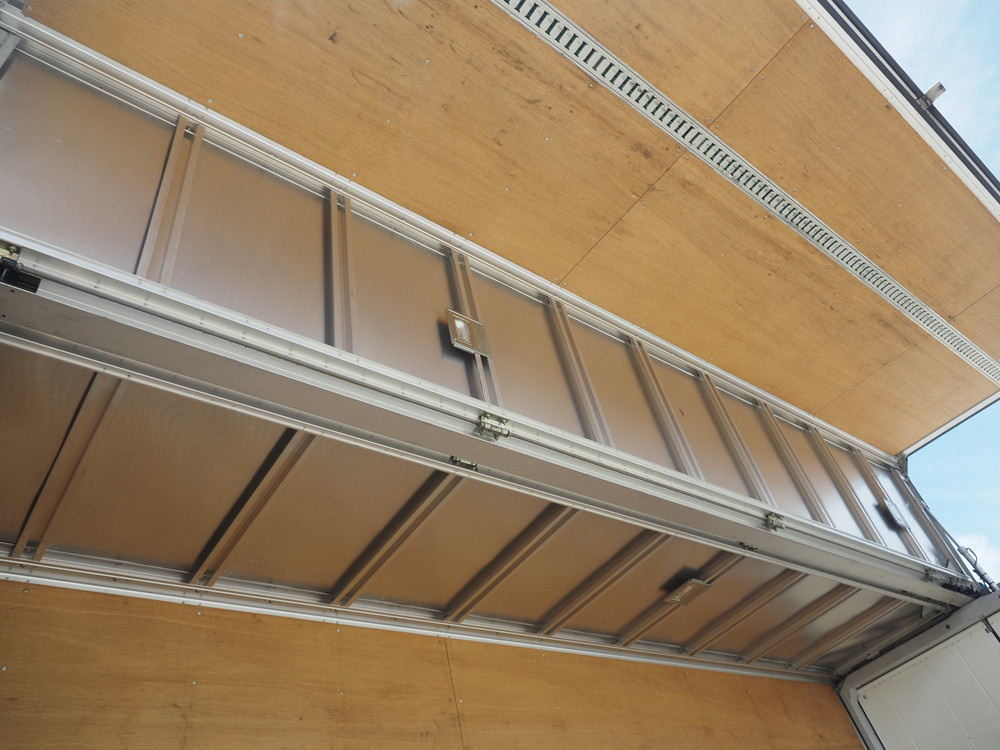 いすゞ フォワード ウイング車 中型 TKG-FRR90S2 年式 H26[写真18]