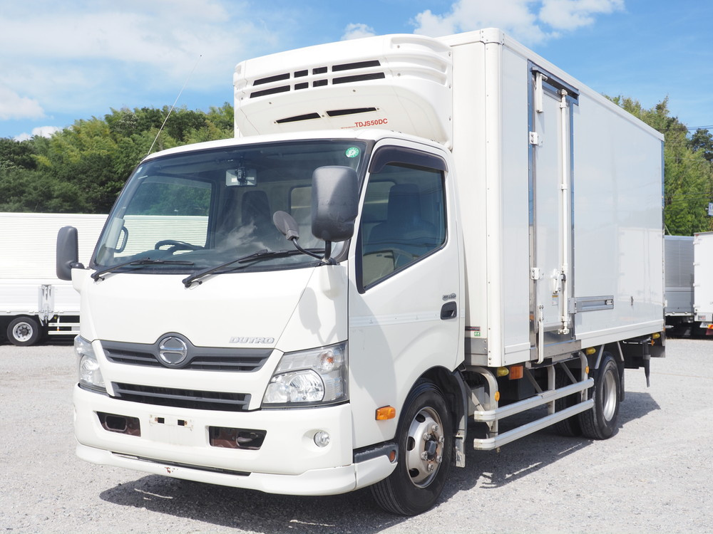 日野 デュトロ 冷凍バン 小型 TKG-XZU710M 年式 H29[写真01]