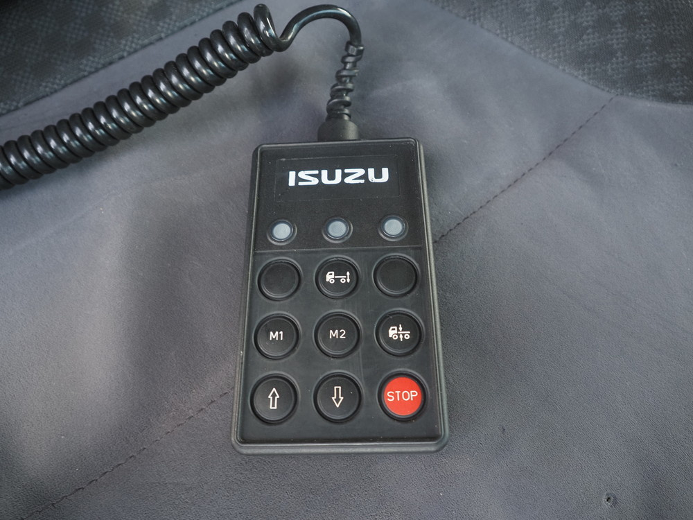 いすゞ フォワード ウイング車 中型 TKG-FRR90T2 年式 H26[写真33]