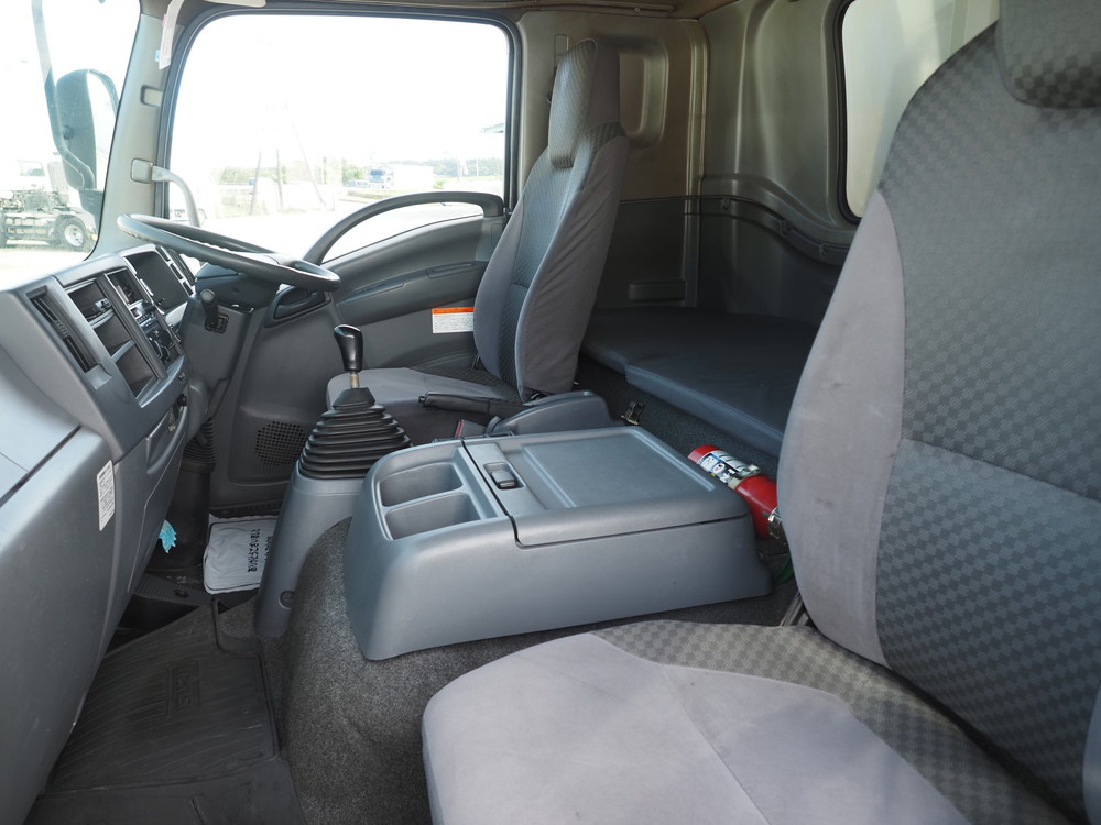 いすゞ フォワード ウイング車 中型 TKG-FRR90T2 年式 H26[写真35]