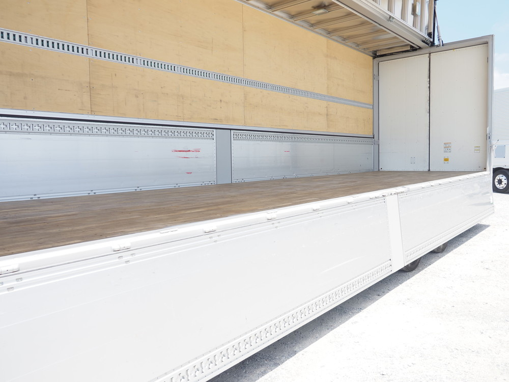 いすゞ ギガ ウイング車 大型 2PG-CYJ77C 年式 R3[写真20]