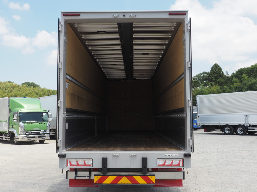 いすゞ ギガ ウイング車 大型 2PG-CYJ77C 年式 R3[写真25]