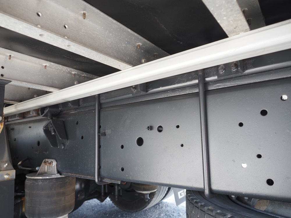 いすゞ ギガ ウイング車 大型 2PG-CYJ77C 年式 R3[写真43]