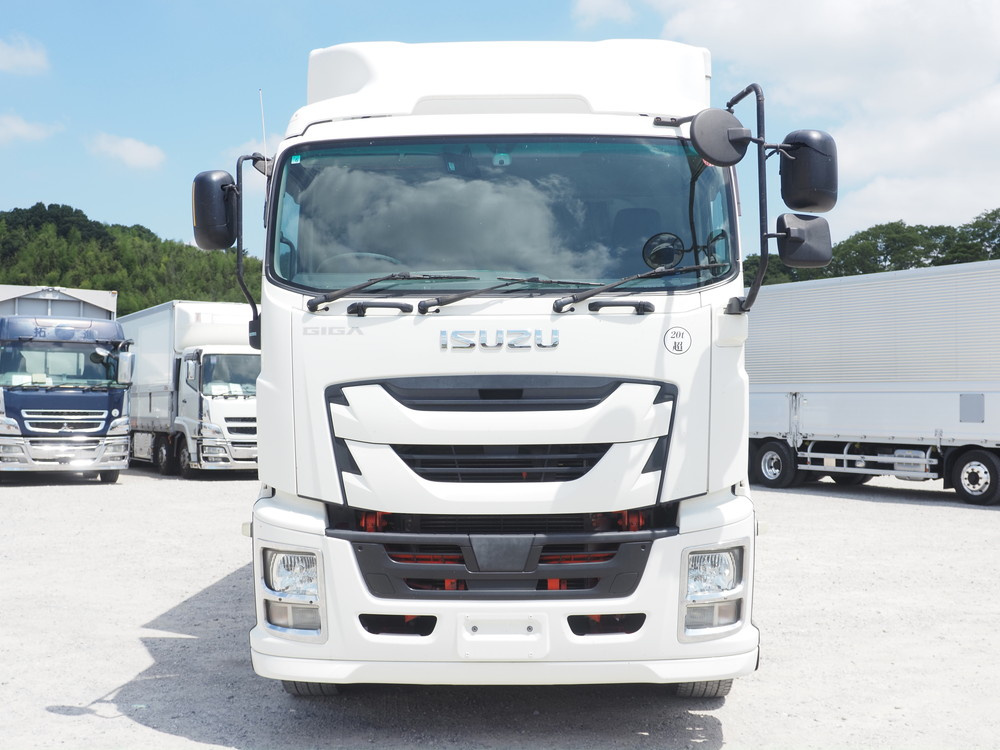 いすゞ ギガ 冷凍バン 大型 QPG-CYL77B 年式 H28[写真02]