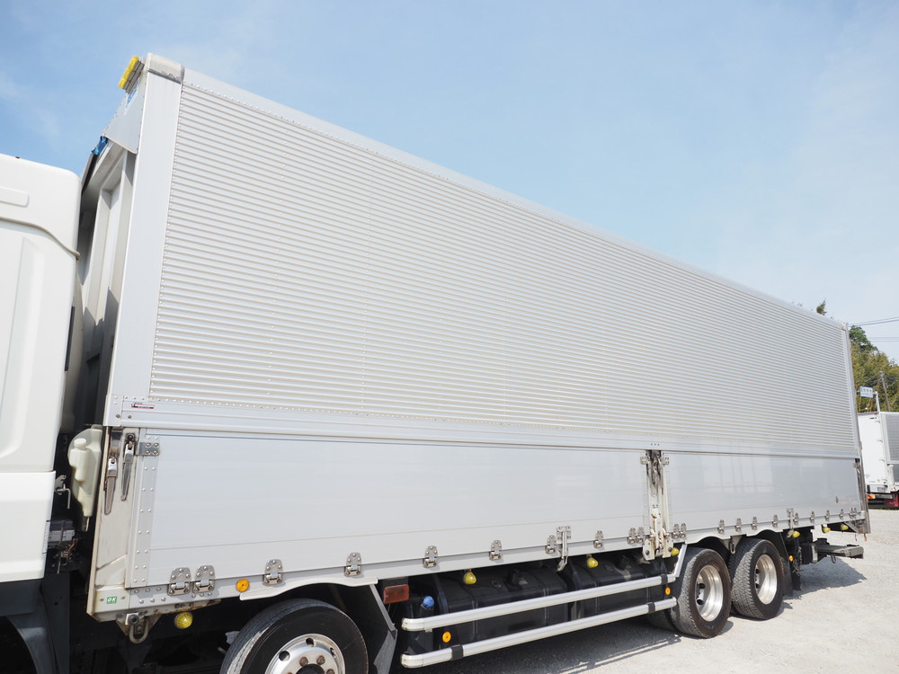 いすゞ ギガ ウイング車 大型 QKG-CYJ77B 年式 H29[写真16]