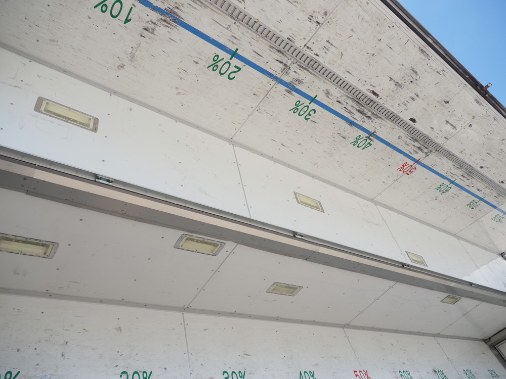 日野 プロフィア ウイング車 大型 BDG-FW1EXYG 年式 H22[写真18]