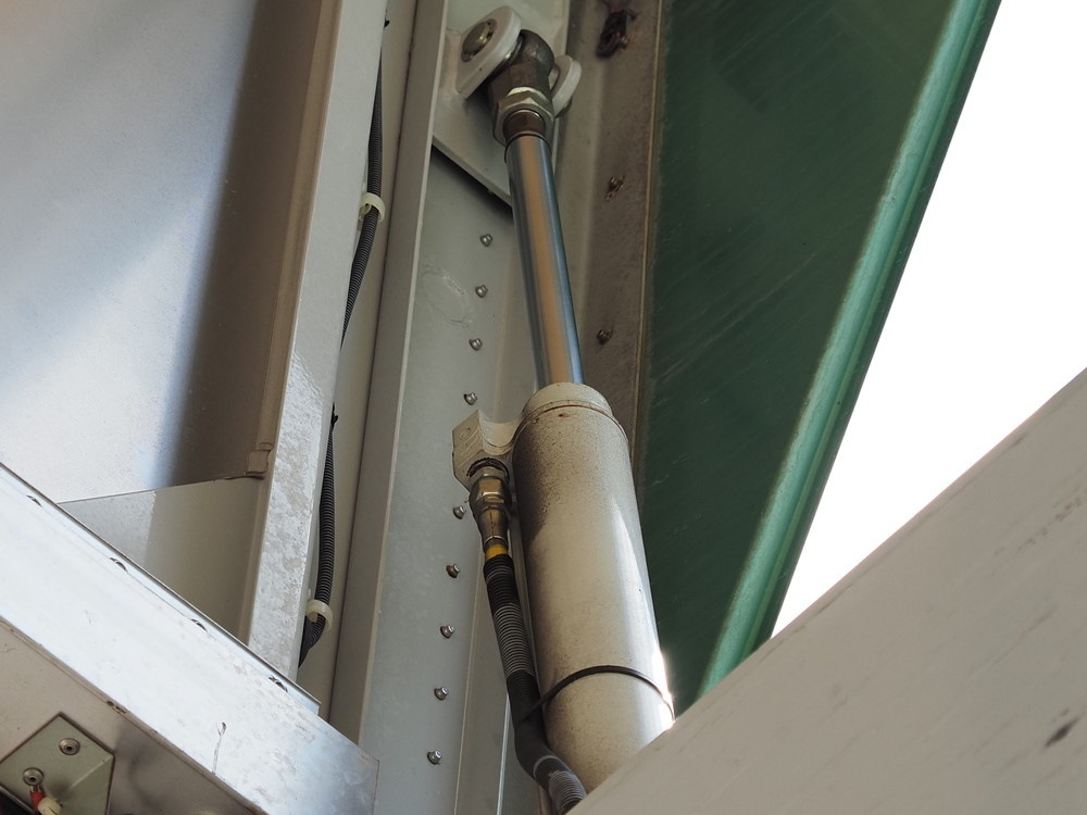 日野 プロフィア ウイング車 大型 LKG-FW1EXBG 年式 H23[写真13]