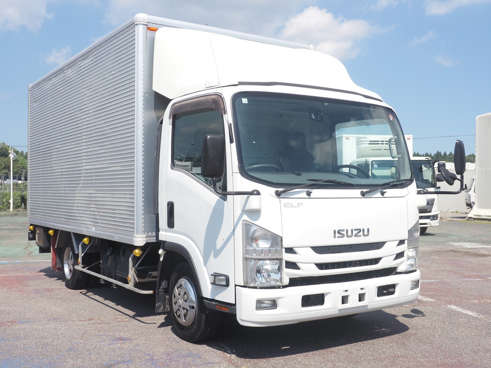 いすゞ エルフ バン車 小型 TRG-NPR85AN 年式 H28[写真04]